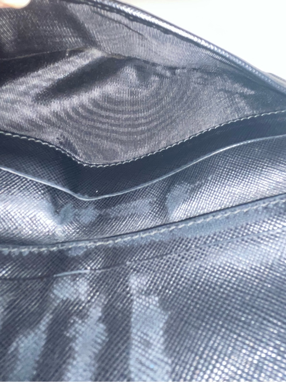 Prada black Saffiano leather long bifold wallet with a zip coin pocket - Picture 10 of 11